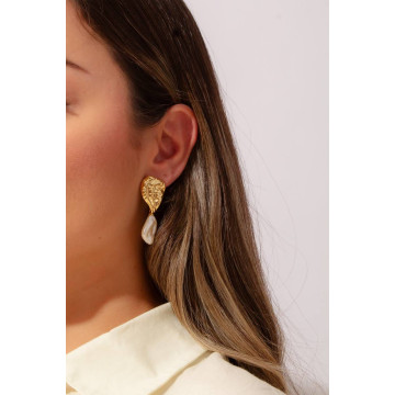 BRINCO PÉROLA DOURADO